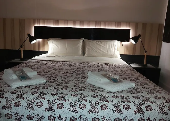 Charming 1-bed House In *