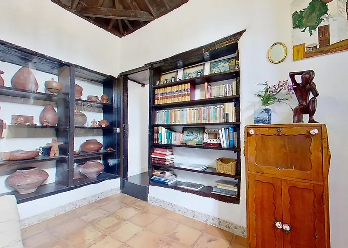 Charming 1-bed House In