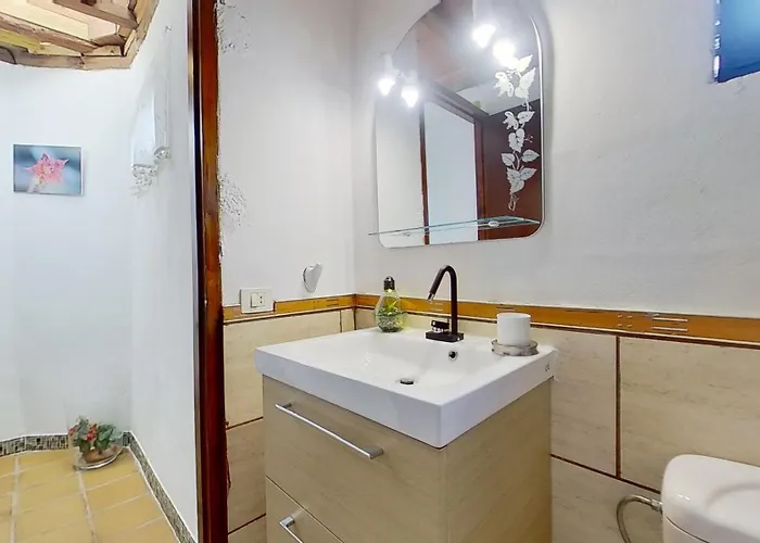 Charming 1-bed House In فيلة