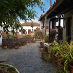 Villa Charming 1-bed House In