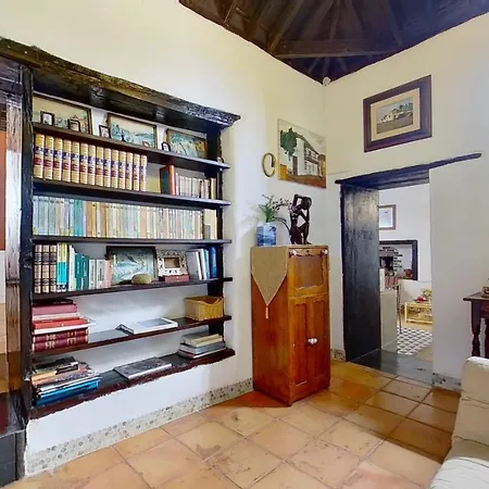 Villa Charming 1-bed House In La Laguna La Laguna (Tenerife)