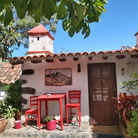 Charming 1-bed House In La Laguna Villa